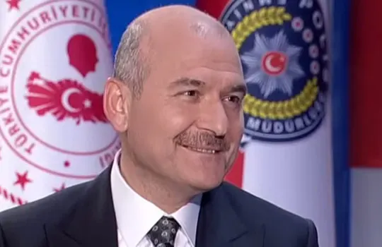 Organize suç örgütü tartışmalarıyla ilgili Bakan Soylu'dan kritik açıklama: Hedef Türkiye