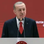 SON DAKİKA: Cumhurbaşkanı Erdoğan'dan ödül töreninde dikkat çeken mesaj! ''Mahalle baskısını reddediyoruz''