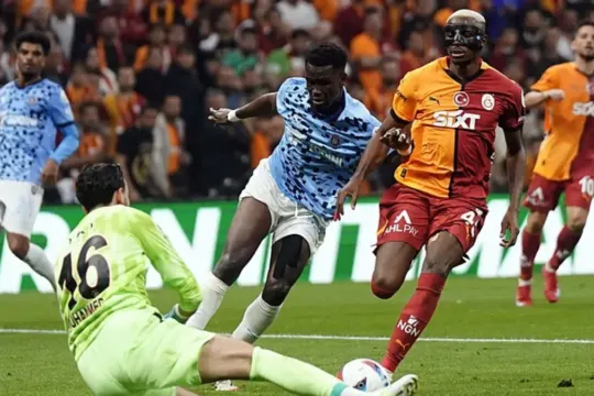 Galatasaray 2-0 RAMS Başakşehir (MAÇ SONUCU ÖZET) | Trendyol Süper Lig
