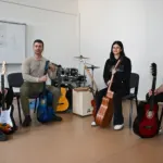 "Askıda Çalgı" projesiyle yüzlerce öğrenciye hediye enstrüman