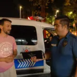 Bursa'da örnek davranış: Bulduğu para dolu çantayı polise teslim etti