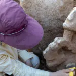 Karahantepe'de 11 bin yıllık kompozit heykel bulundu