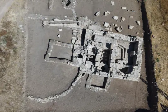 Tarlada bulunan mozaik sonrası dev yerleşim gün yüzüne çıktı