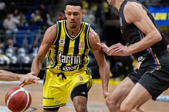 Aliağa Petkimspor deplsamanda Fenerbahçe Tarfin'i mağlup etti!