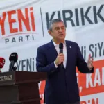 Ankara kulislerinde dolaşan AKP'ye transfer iddialarına Özel'den tokat gibi sözler