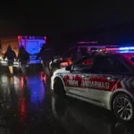 Araçla birlikte sel sularına kapıldılar! Pendik'te kurtarma çalışması başlatıldı