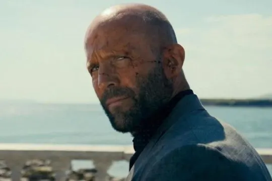 Arıcı: Ölüm Kovanı filminin konusu nedir? Arıcı: Ölüm Kovanı filminin oyuncuları kimler?