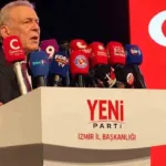 Aziz Kocaoğlu’nun sözleri salonda tansiyonu yükseltti: Yeni Parti İzmir’de gergin kongre!