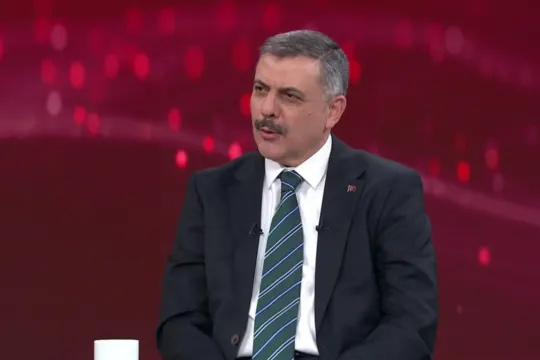 Bakan Çiftçi vefatının 5. yılında Özdemir Bayraktar'ı andı