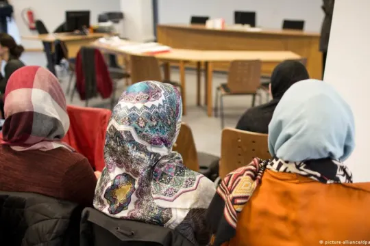 Berlin mahkemesi: Okulda namaz yasaklanabilir