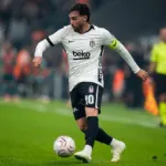 Beşiktaş'ta Orkun Kökçü'nün sağ ayak tabanında kısmi yırtık tespit edildi