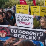 Ege Üniversitesi’nde sokak hayvanlarına destek yürüyüşü: Şeriatçı rektör istemiyoruz