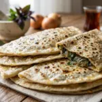 Elazığ mutfağının geleneksel lezzeti: MasterChef Soğanlı reyhanlı patila tarifi