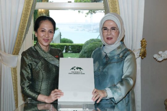 Emine Erdoğan Kamboçya Başbakanı Manet’in eşi Chanmony ile görüştü