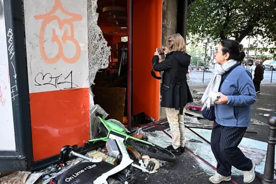 Fransa: Şiddetli protestoların bilançosu Paris, Lyon ve Marsilya'da