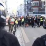 Fransa’da hayat pahalılığı protestoları büyüdü: 272 gözaltı