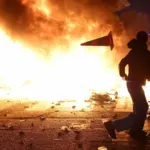 Fransa'da protestolarda bin 200 gözaltı