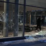 Fransa'nın Lyon kentindeki şiddetli protestolar geride yıkım bıraktı