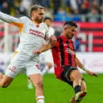 Galatasaray son dakikalarda attığı golle 3 puanı aldı