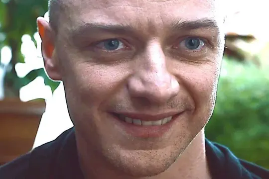 James McAvoy Hala Split'in Ekmeğini Yiyor