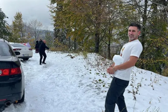Kar nedeniyle kapanan Yedigöller yolu yeniden açıldı