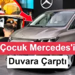Küçük çocuk Paris'teki fuarda sergilenen lüks Mercedes'i stant duvarına çarptı