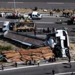 Manisa'daki otobüs kazasında can kaybı 12'ye yükseldi