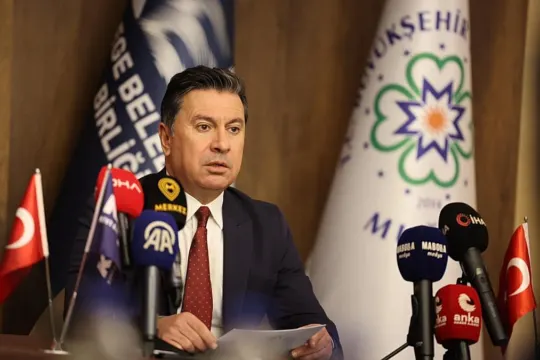 Muğla Büyükşehir Belediye Başkanı Ahmet Aras, CHP'den istifa etti