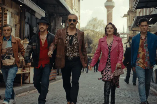 "Organize İşler: Karun Hazinesi" Şimdi Yayında: Diziyle İlgili Tüm Merak Edilenler!