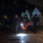 Pendik'te sel sularına kapılan otomobildeki 2 kişi kayboldu: Arama çalışmaları sürüyor