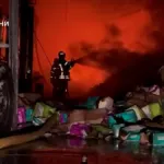 Rus füzeleri Ukrayna'nın Odesa ve Zaporijya kentlerinde büyük fabrika yangınları çıkardı