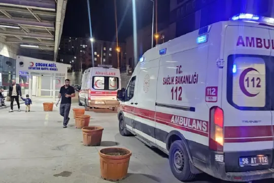 Siirt'te gıda zehirlenmesi şüphesiyle hastaneye kaldırılan kişi sayısı 88'e yükseldi