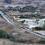 Sınırda üç günlük bekleyiş: Hamzabeyli’de tır kuyruğu rekor seviyeye  ulaştı