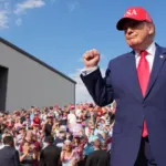 Trump'tan İran açıklaması: Biraz daha uzun kalabiliriz