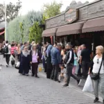 Turistler bir bardak içmek için Gaziantep'e akın etti: Saatlerce kuyrukta bekliyorlar