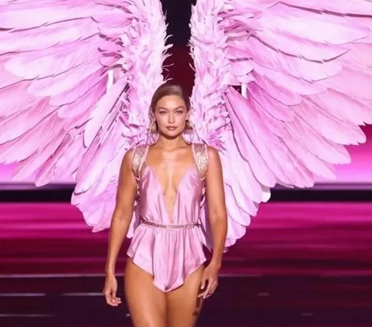 Victoria Secret Fashion Show Saat Kaçta? Victoria Secret Fashion Show Hangi Kanalda, Nereden İzlenir?