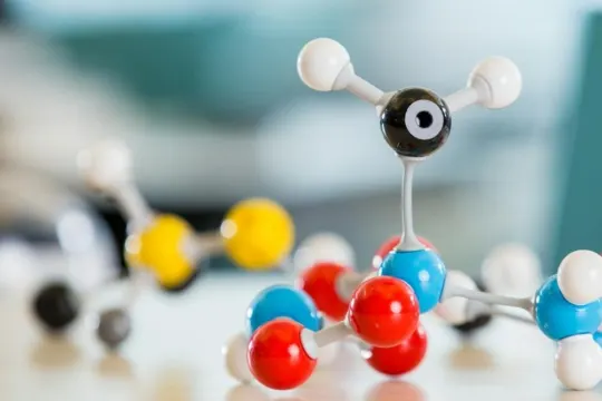 Yeni Zelanda'nın Taslak Fizik Müfredatı Yüksek Teknoloji Hedeflerini Tehdit mi Ediyor?